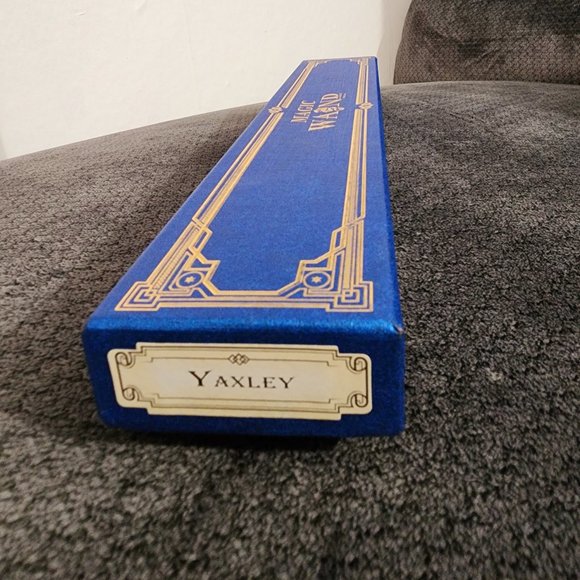 Yaxley Wand with Box - Picture 3 of 6